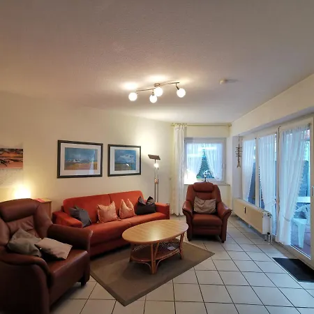 Strandrose Apartment *