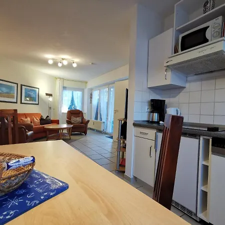 Strandrose Apartment *